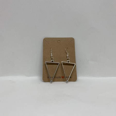 Pointy triangle silver earrings